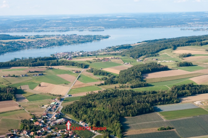 CABOTZ finden Sie in Hoerhausen ueber dem Untersee